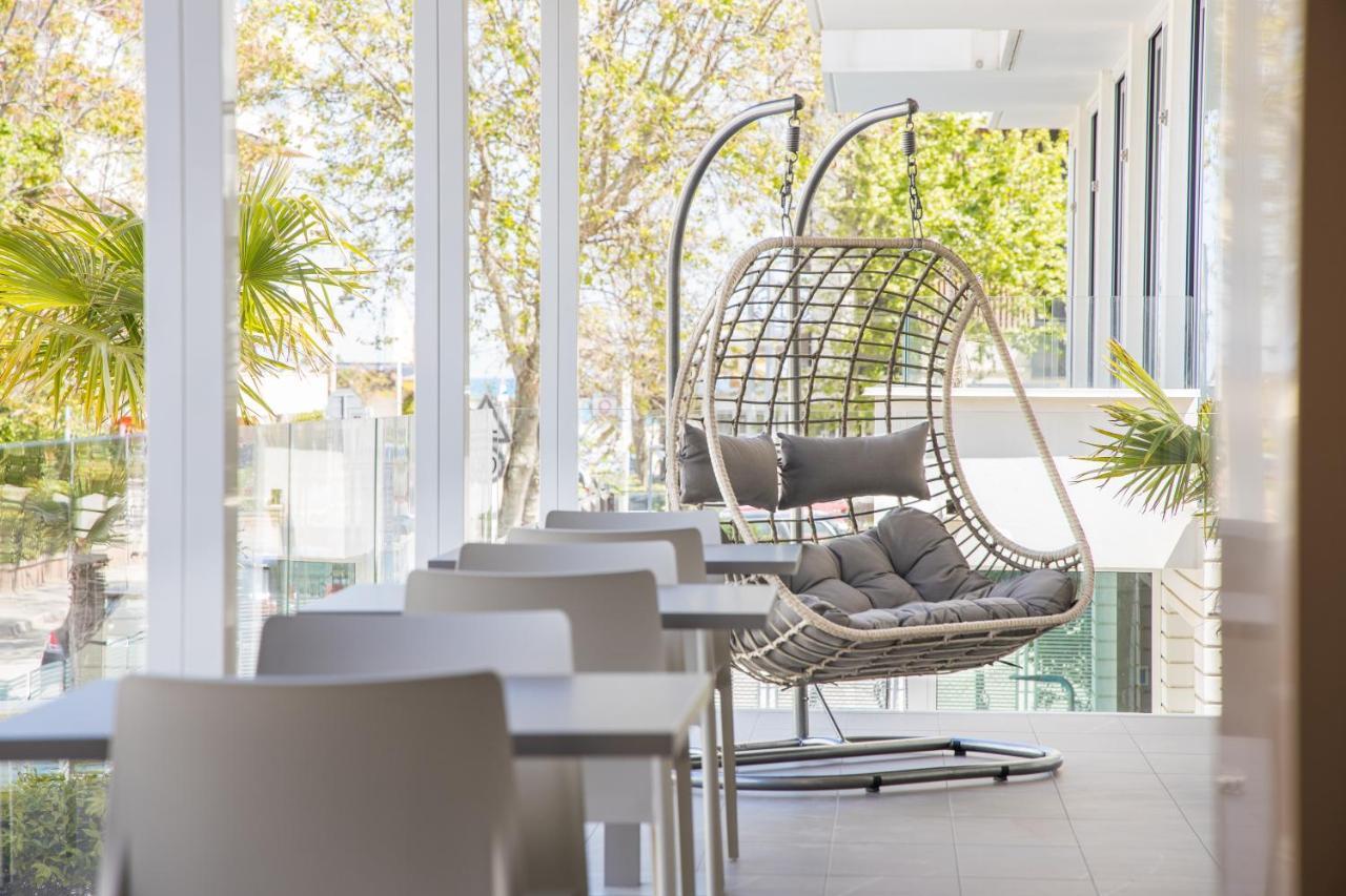Hotel Amalfi - Smart Hotel Riccione Exterior foto
