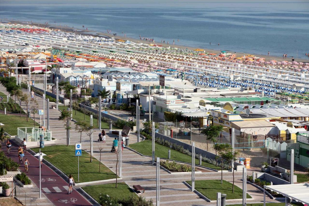 Hotel Amalfi - Smart Hotel Riccione Exterior foto